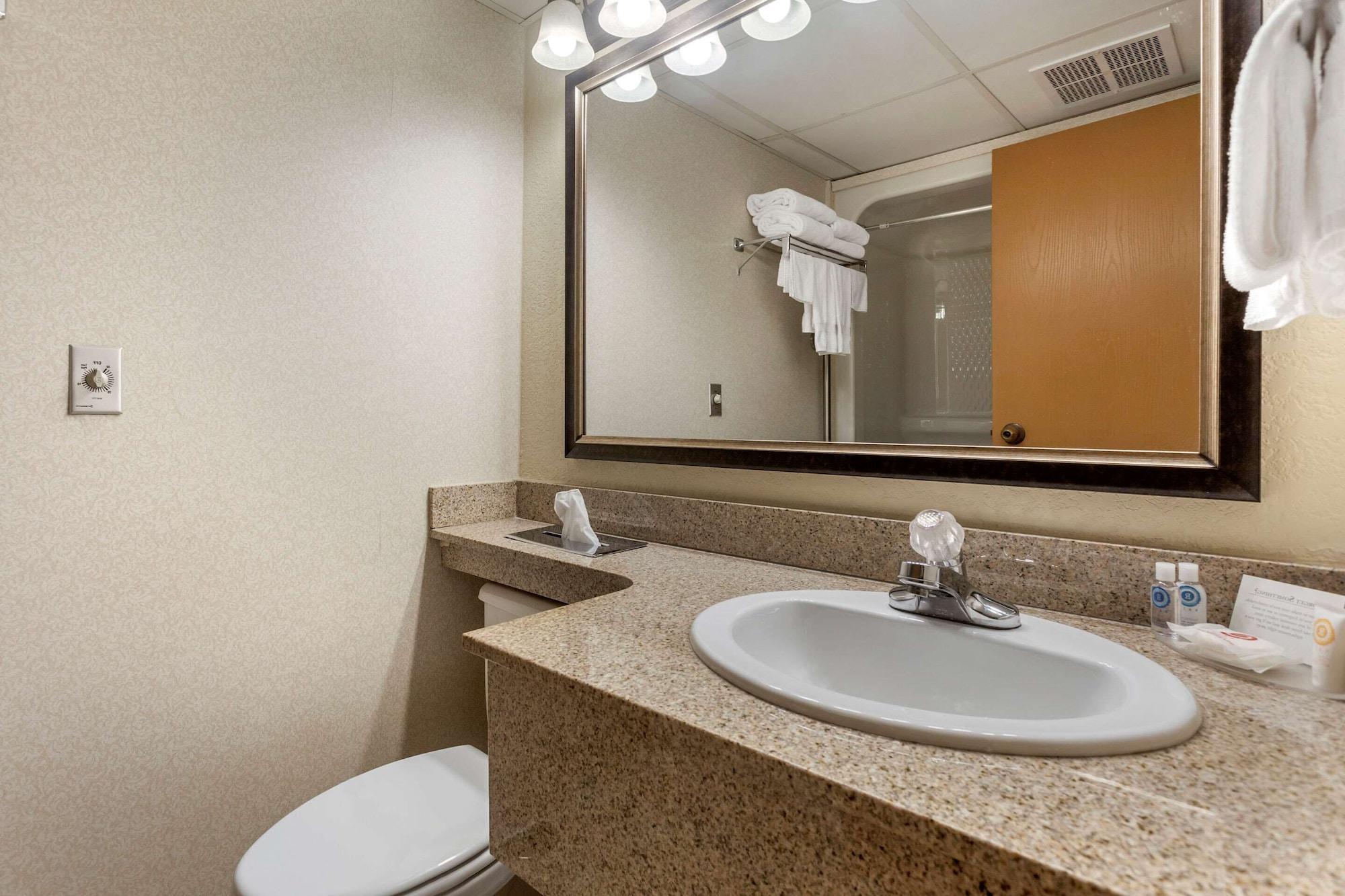 Comfort Inn At Thousand Hills Branson Exterior photo