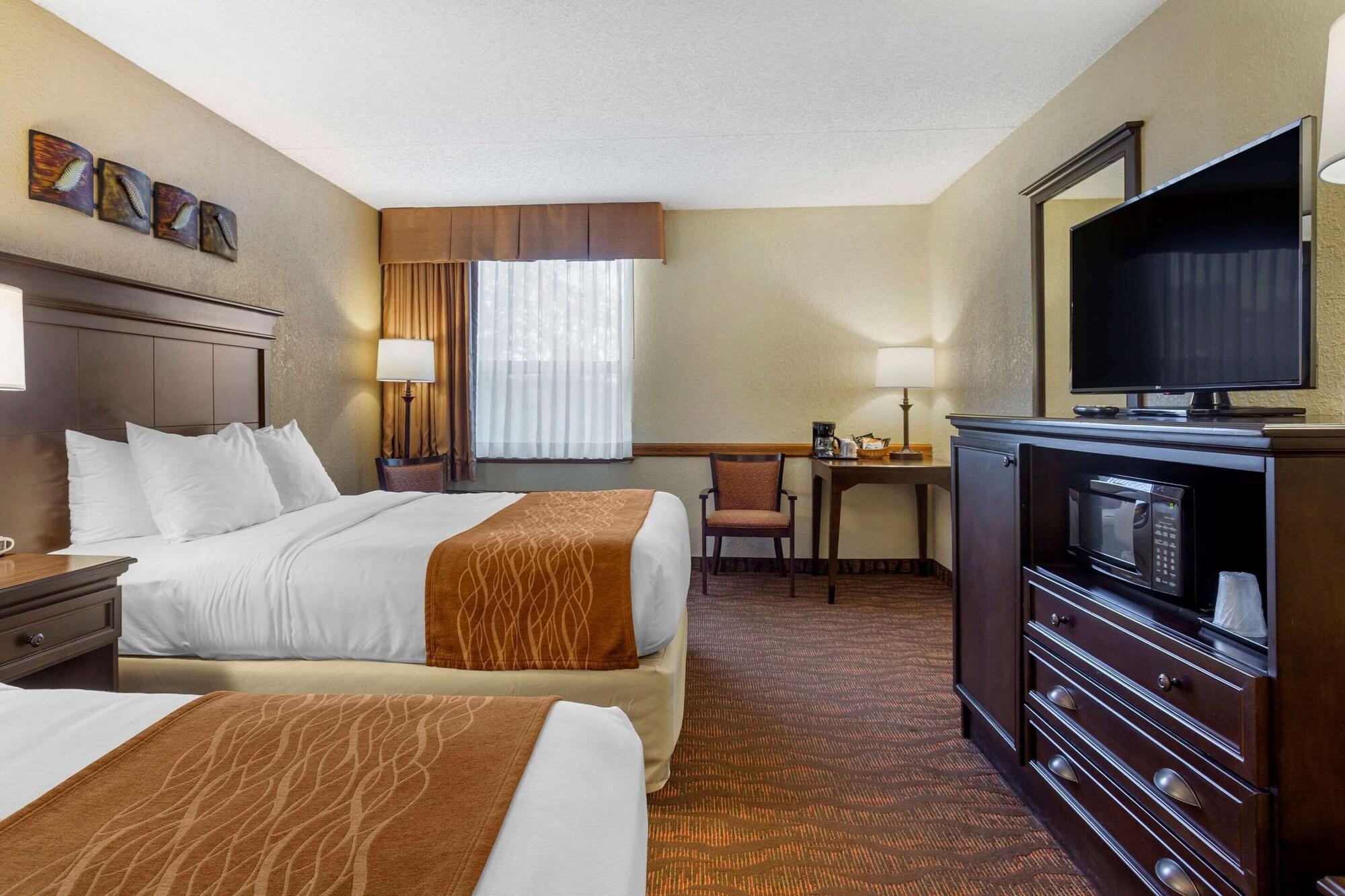 Comfort Inn At Thousand Hills Branson Exterior photo
