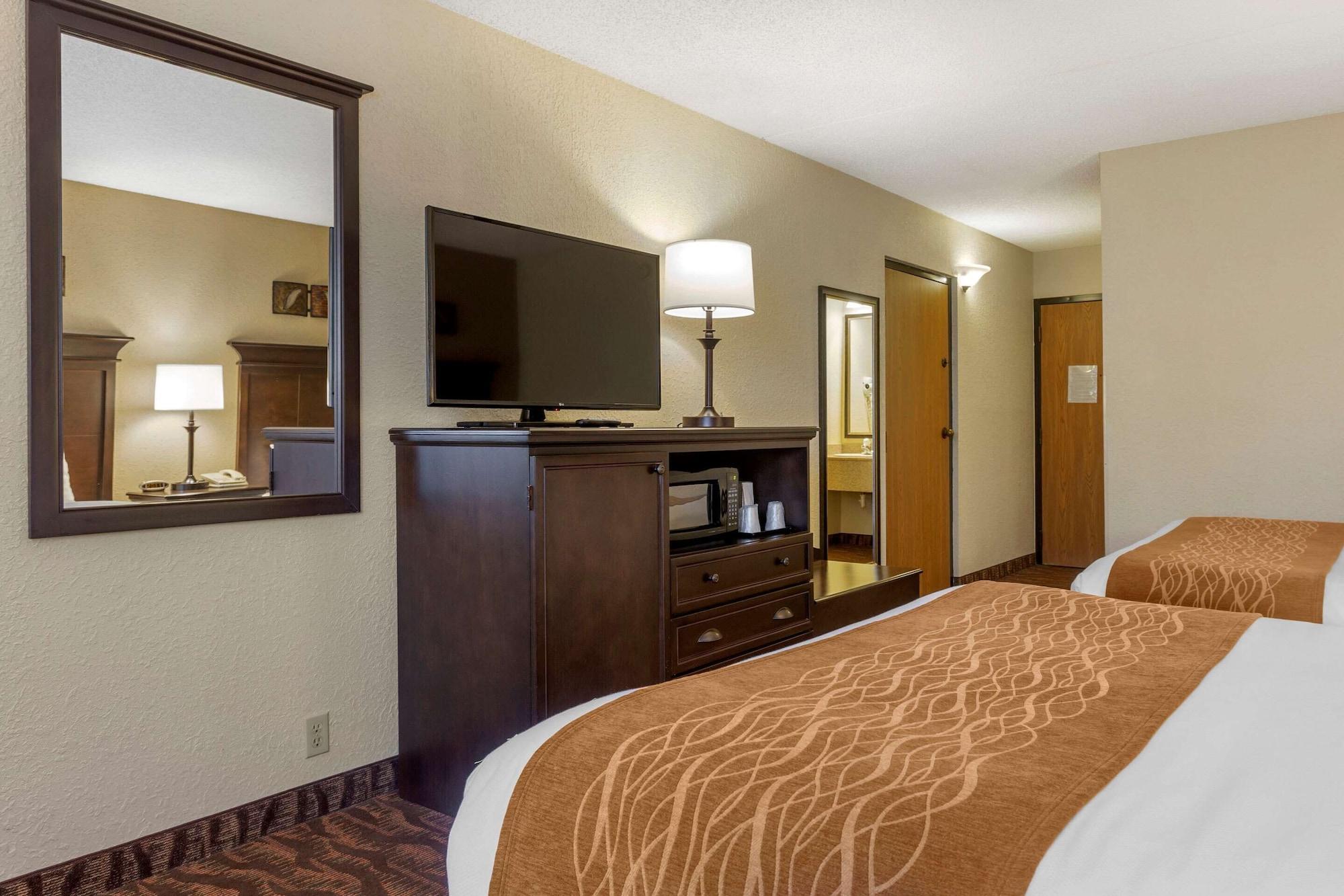 Comfort Inn At Thousand Hills Branson Exterior photo