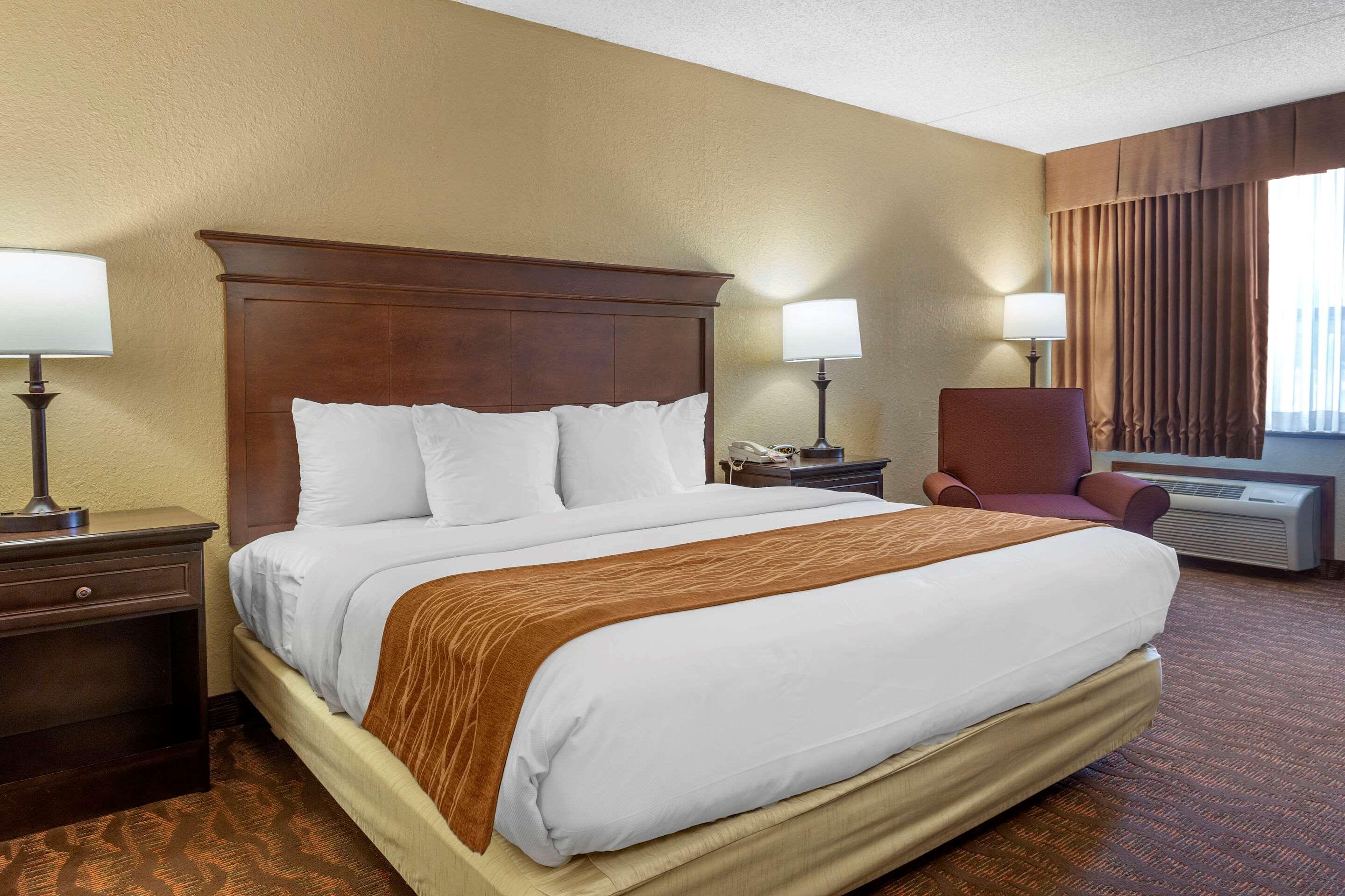 Comfort Inn At Thousand Hills Branson Exterior photo