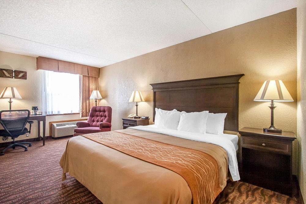 Comfort Inn At Thousand Hills Branson Exterior photo