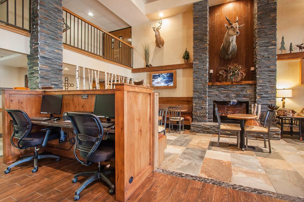 Comfort Inn At Thousand Hills Branson Exterior photo