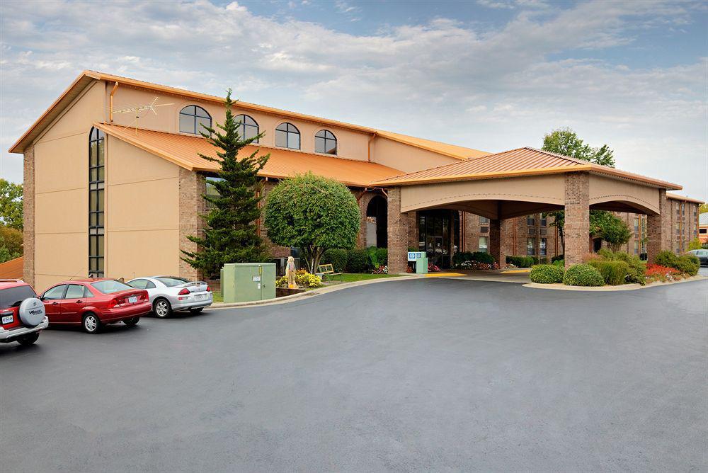 Comfort Inn At Thousand Hills Branson Exterior photo